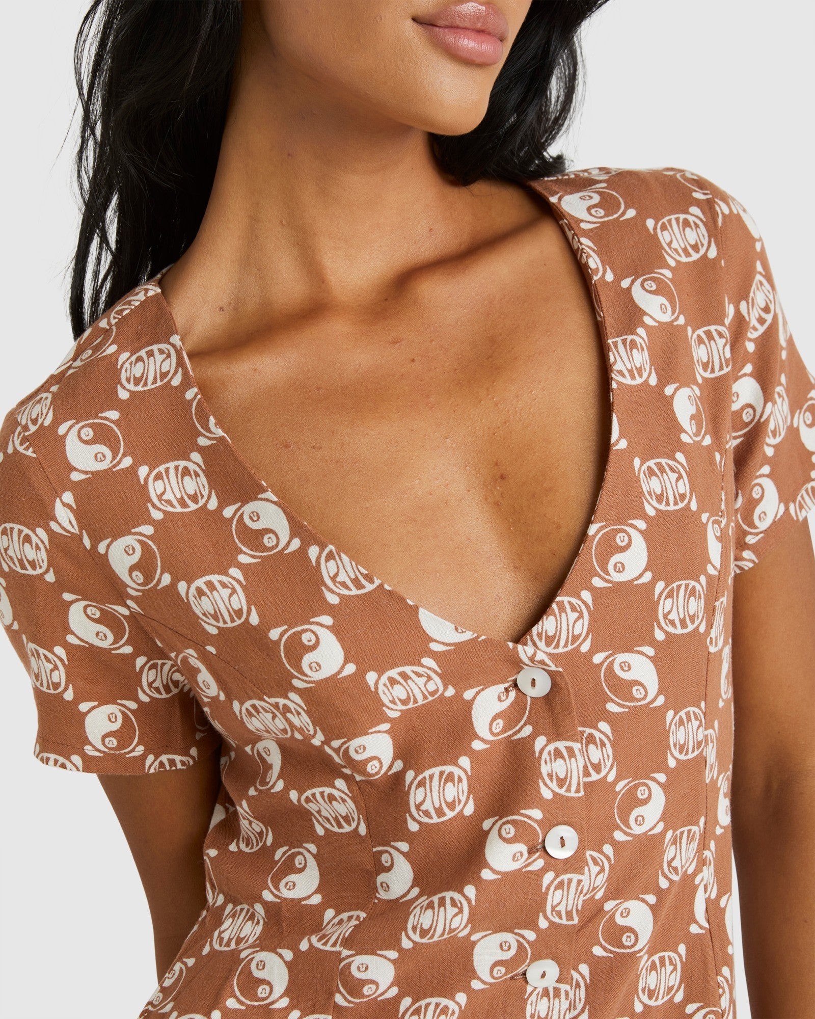 RVCA Healing Understated Dress - Image 4