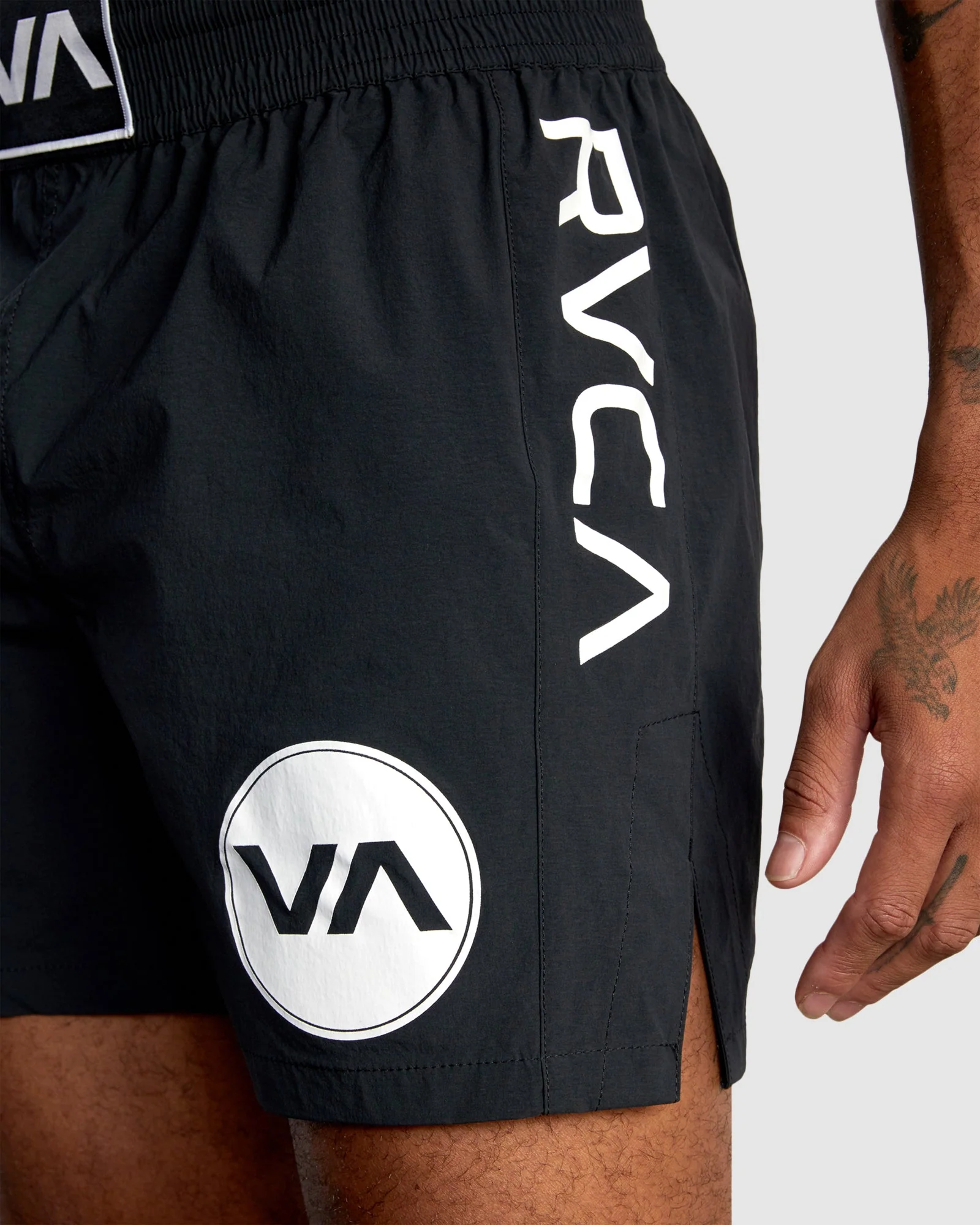Mens Spartan Training 17" Shorts - Image 4