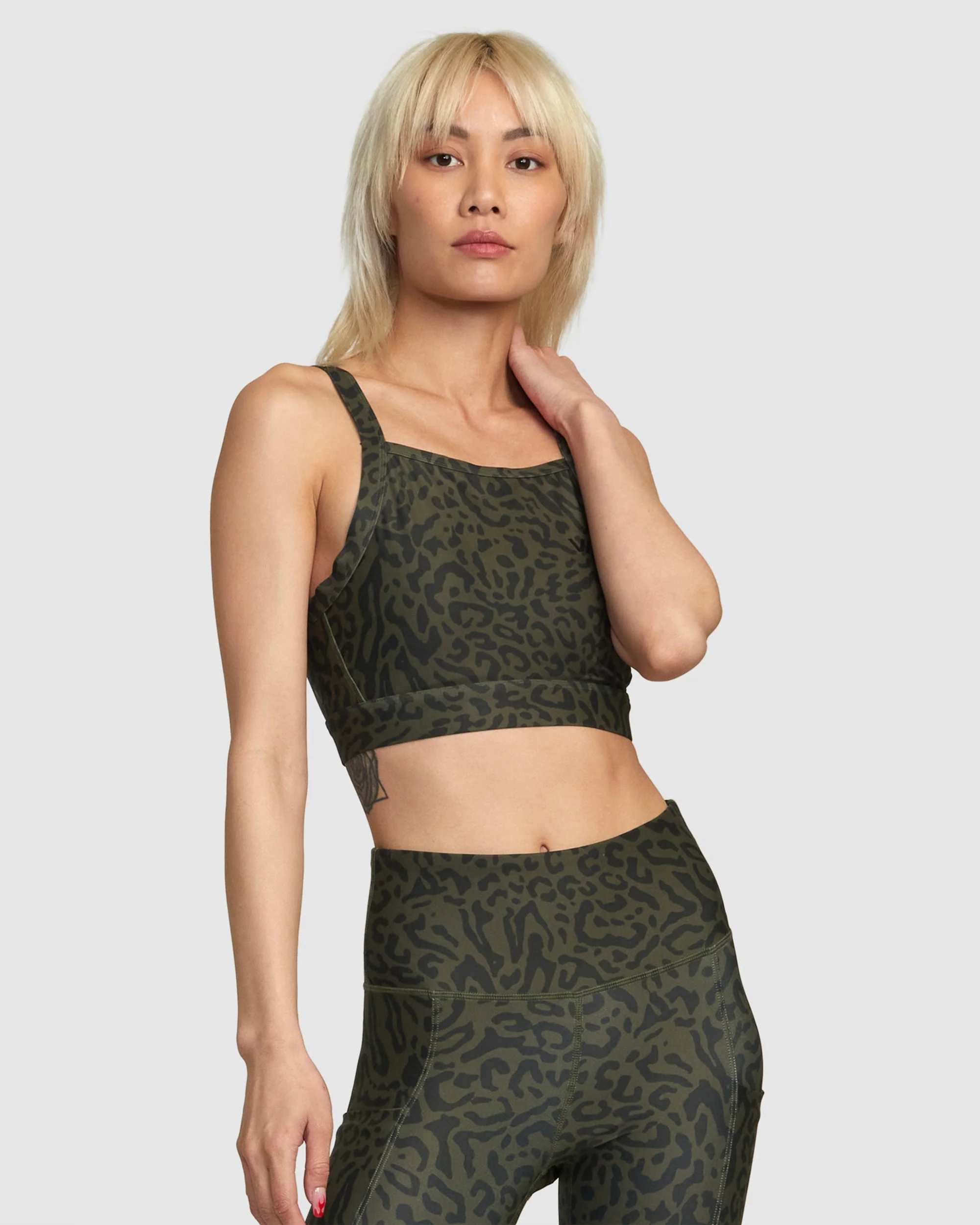 Womens VA Essential High Impact Bra - Image 2