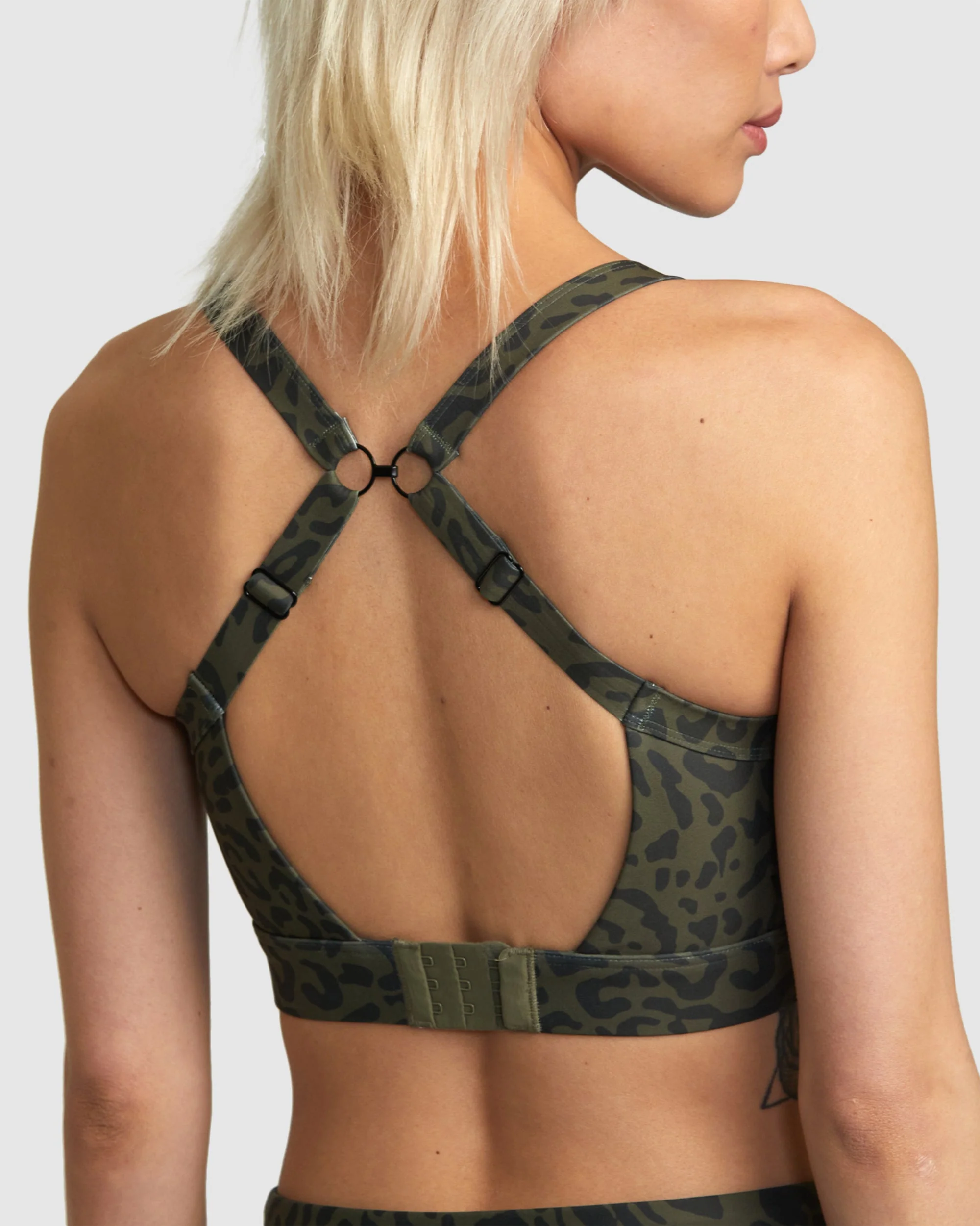 Womens VA Essential High Impact Bra - Image 6
